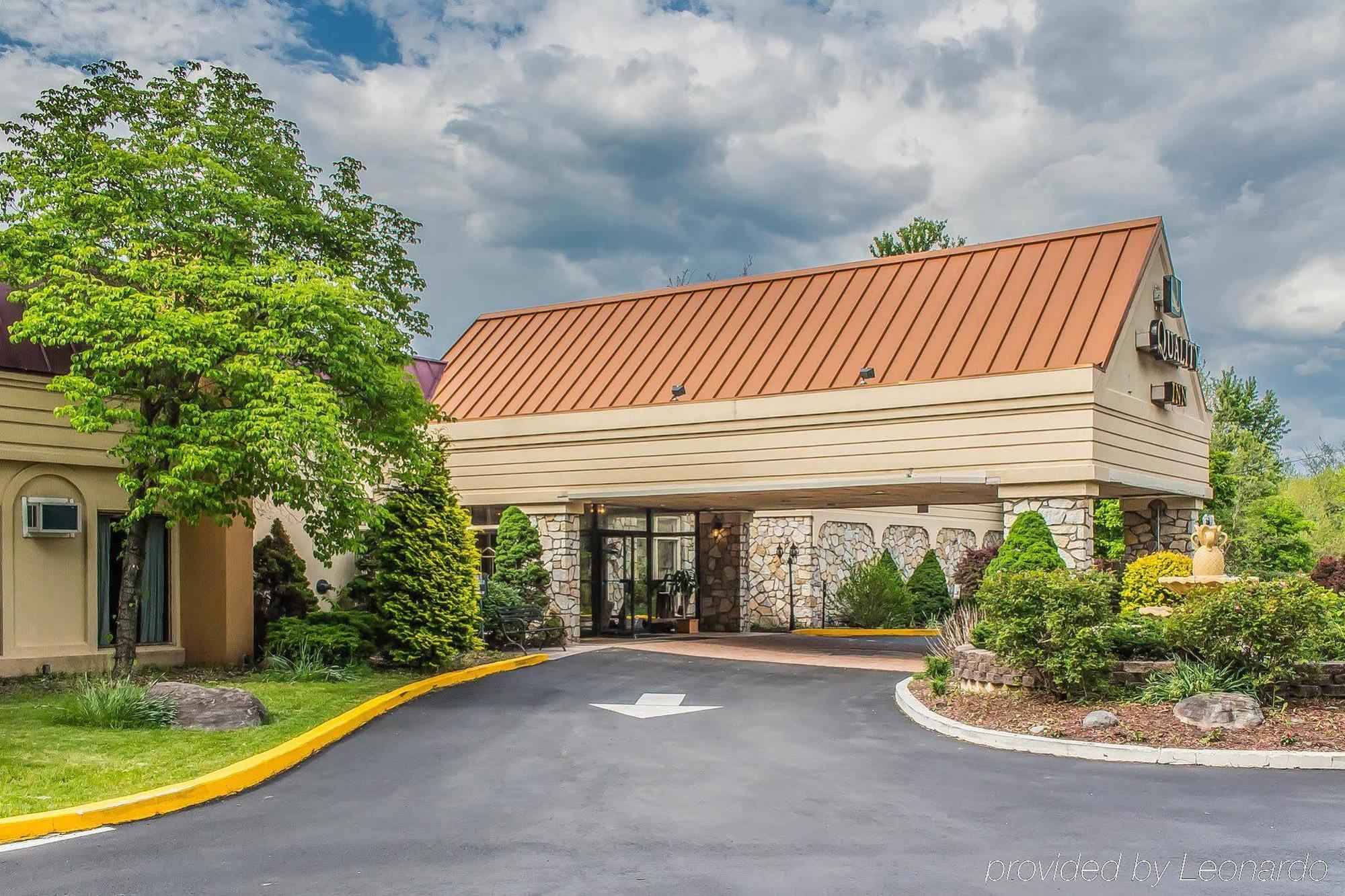Fairbridge Inn & Suites Poconos Stroudsburg Exterior foto